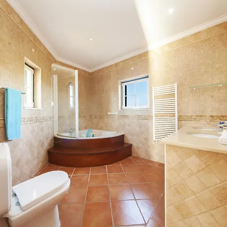Villa In Armacao De Pera Near Beaches Armação de Pêra