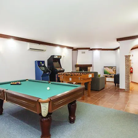 빌라 Villa In Armacao De Pera Near Beaches *